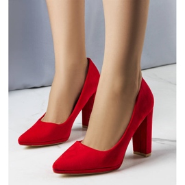 BM Los zapatos rojos de tacón alto de Emma 1