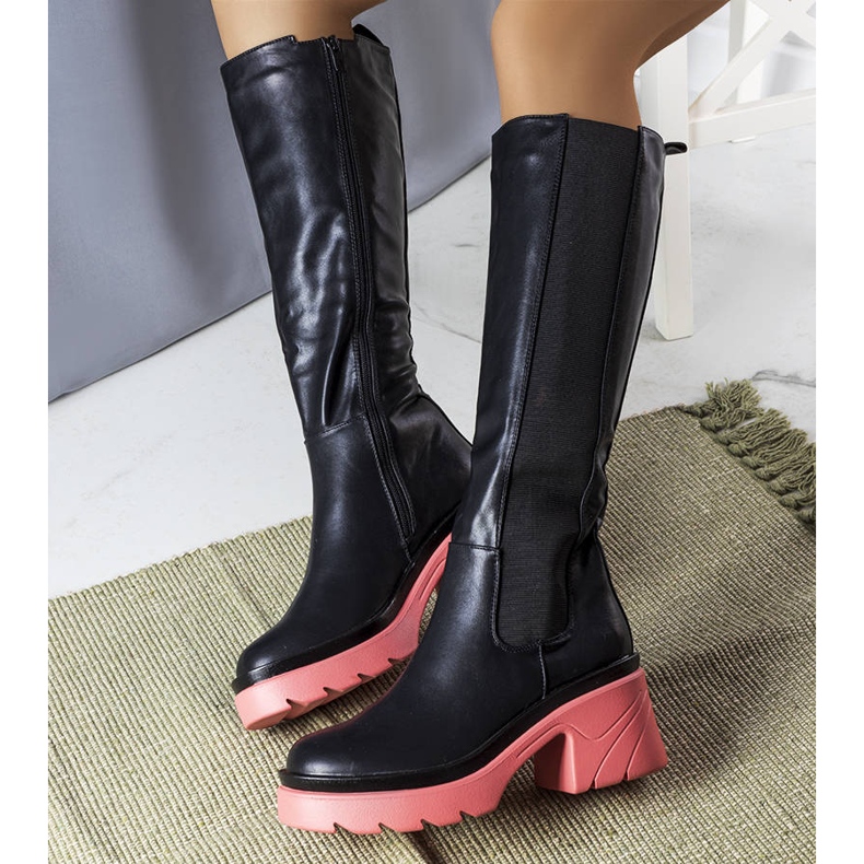 BM Botas negras con suela rosa de Charla negro 1