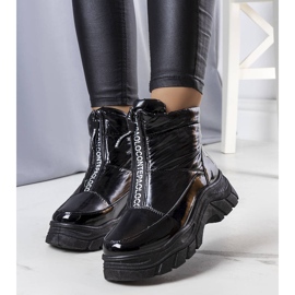 BM Botas de nieve Leonel lacadas en negro 1 BM Botas de nieve Leonel lacadas en negro 1