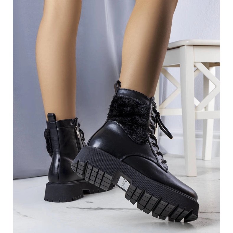 Botas negras con aislamiento y pelo de Dixie negro 1