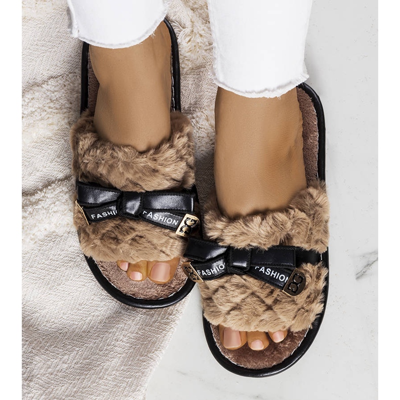 BM Zapatillas marrones con lazo de Peter marrón 1