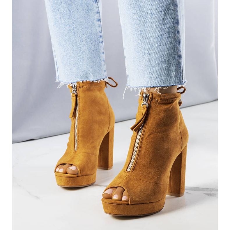 BM Botines de tacón camel de Payto marrón 1 BM Botines de tacón camel de Payto marrón 1