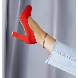 Zapatos de tacón rojos de Leonard 1