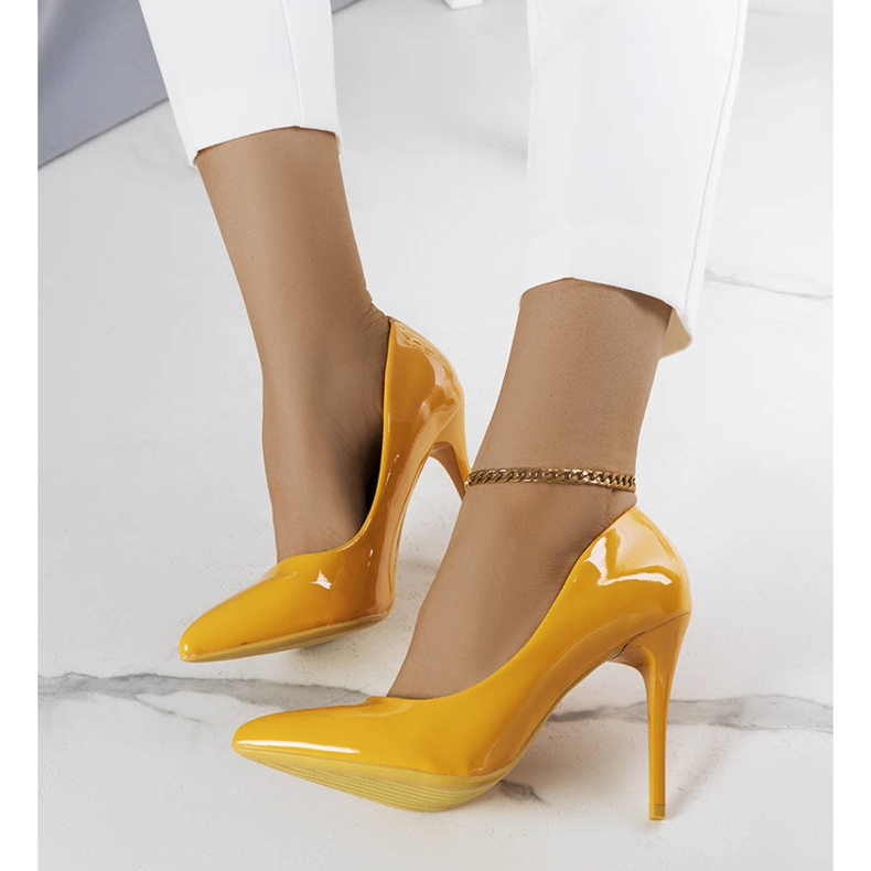 BM Tacones Tiffany lacados en naranja 1