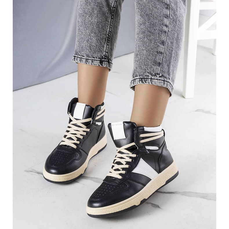 Botines negros de Robin 1 Botines negros de Robin 1