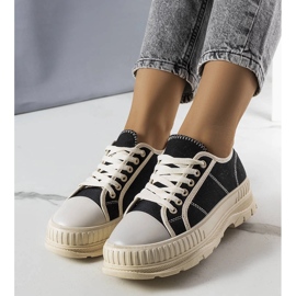 Zapatillas negras con plataforma de Nichole. negro 1 Zapatillas negras con plataforma de Nichole. negro 1