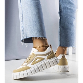 Zapatillas beige con plataforma de Robyn 1