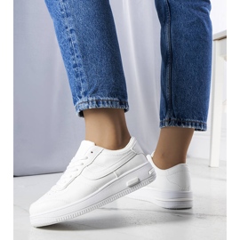 BM Zapatillas blancas con suela gruesa de Kim. blanco 2