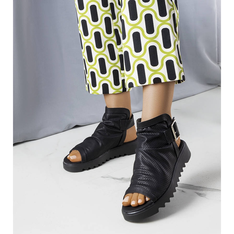 PA1 Sandalias caladas negras de Beulah negro 1