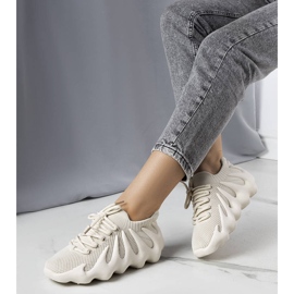 Zapatillas airy beige de Muriel 1