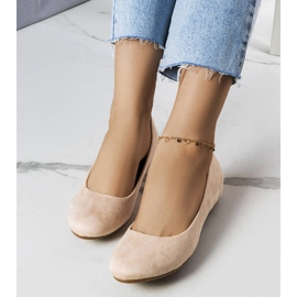 Bailarinas beige con cuña baja de Sylvia 1