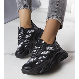 PA1 Deportivas negras decoradas con estampado Kara negro 1