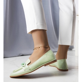 Mocasines verdes con cadena Bobbie 1 Mocasines verdes con cadena Bobbie 1