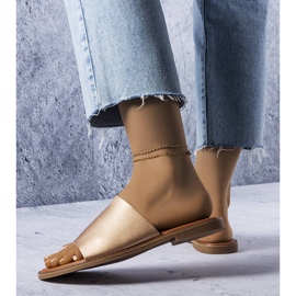 Evento Zapatillas doradas con pala irregular de Latourelle dorado 1