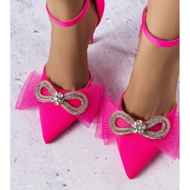 Alfileres rosas con lazo y circonitas de Bussi 1