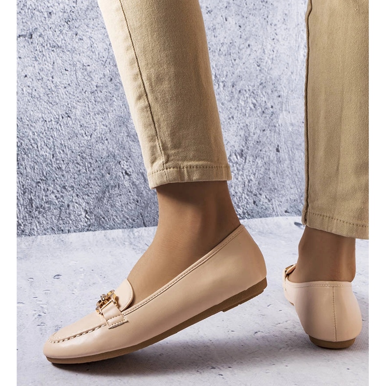 Mocasines beige con hebilla de Sauvé 1