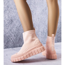 Zapatillas estilo calcetín rosas de Searlait. rosado 1