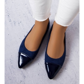 Zapatos planos de charol azul marino de Thibault 2
