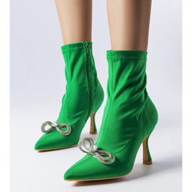 Botas verdes decoradas con un lazo Marte de circonitas 1