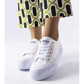 Lee Cooper LCW-22-31-0890L zapatillas blancas blanco 2