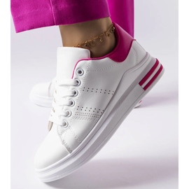 Zapatillas blancas con un toque rosa de Davisson blanco 1 Zapatillas blancas con un toque rosa de Davisson blanco 1