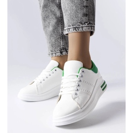 Zapatillas blancas con un toque verde de Davisson blanco 2