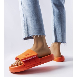 BM Chanclas naranjas de Aleron 1