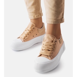Zapatillas beige con plataforma de Josseaume 3