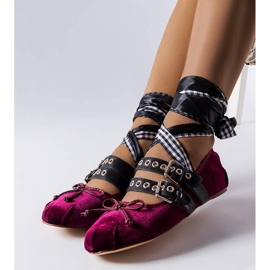 Bailarinas burdeos abrochadas con hebilla Boutot rojo 1 Bailarinas burdeos abrochadas con hebilla Boutot rojo 1
