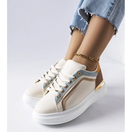 Zapatillas beige con suela gruesa de Soucy 2