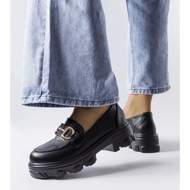 Zapatos brogue negros con hebilla de Mason 1