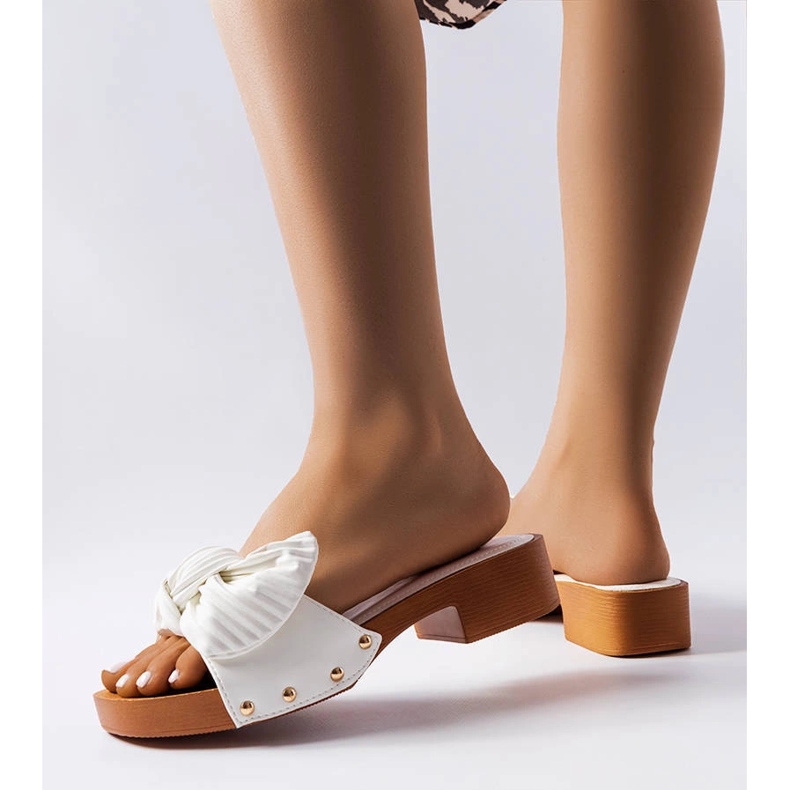 Chanclas tacón bajo Rochefort blancas blanco 1