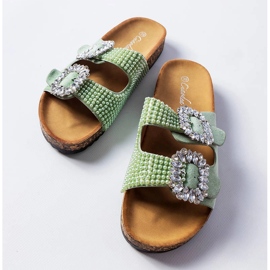 Chanclas verdes decoradas con pedrería Racine 2