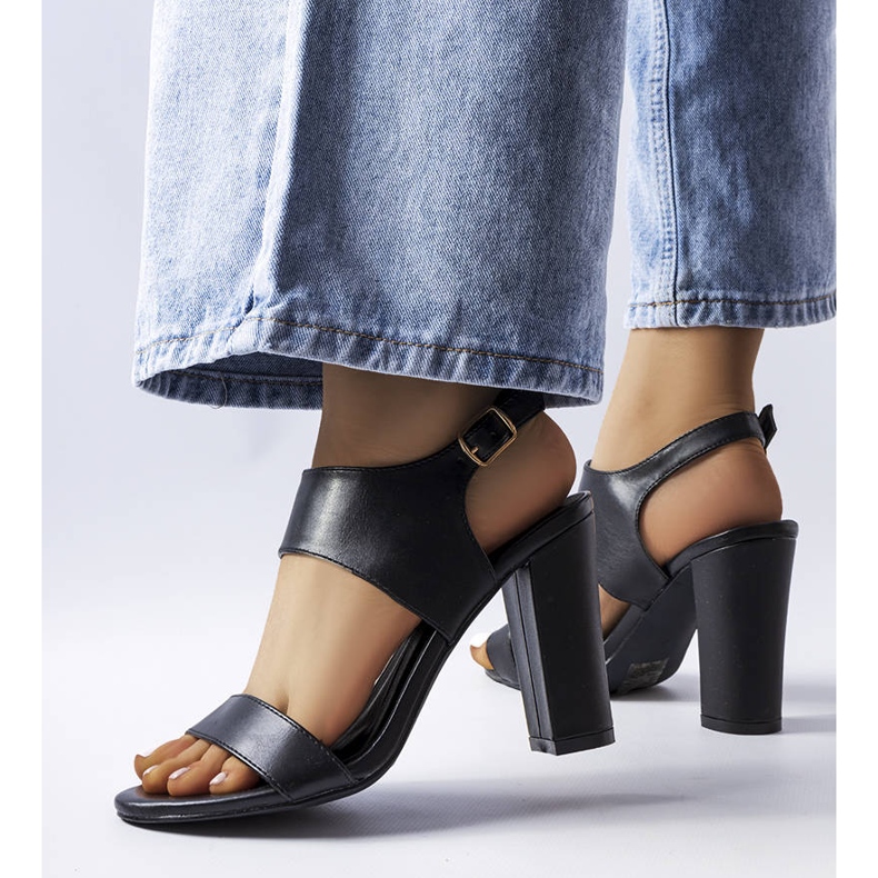 Sandalias stiletto negras de Rachelle negro 1