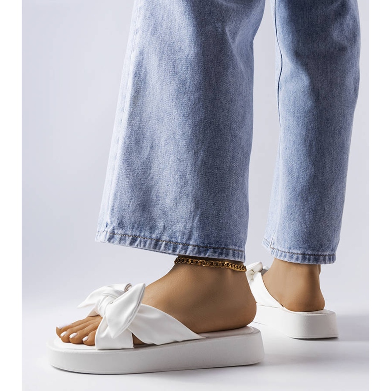 Sandalias blancas de plataforma con lazo de Edvard blanco 1 Sandalias blancas de plataforma con lazo de Edvard blanco 1