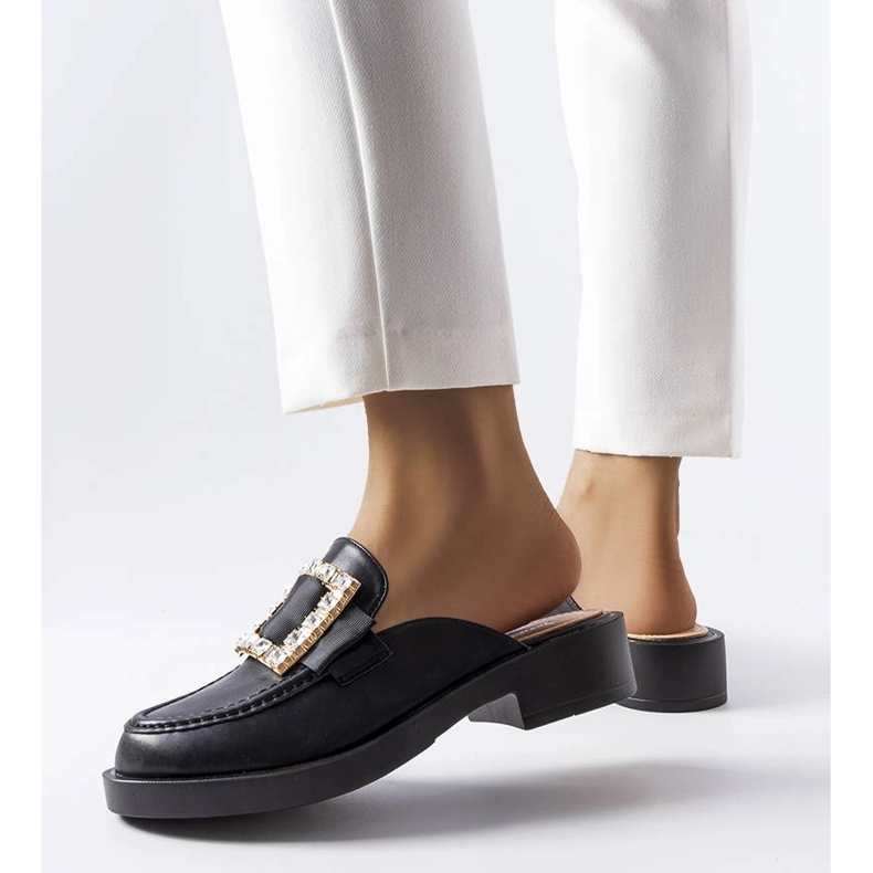 Chanclas negras con puntera integrada de Columbus negro 1 Chanclas negras con puntera integrada de Columbus negro 1