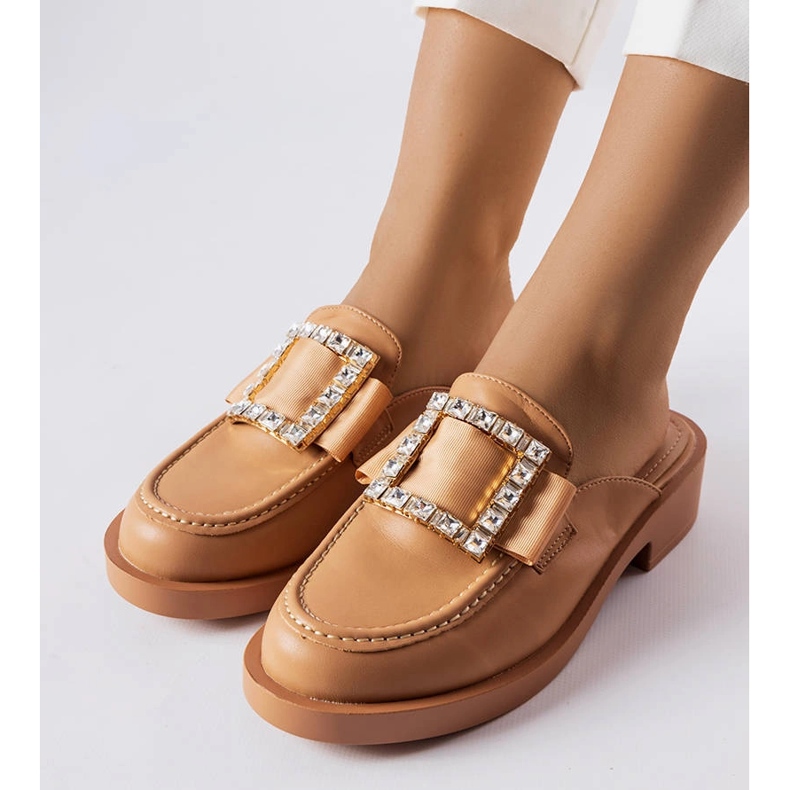 Chanclas marrones con puntera integrada de Columbus marrón 1