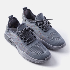 Zapatillas de hombre grises de James. 1