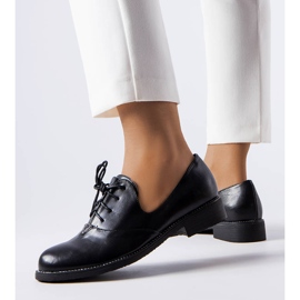 Mocasines decorativos negros de Lajoie. 1