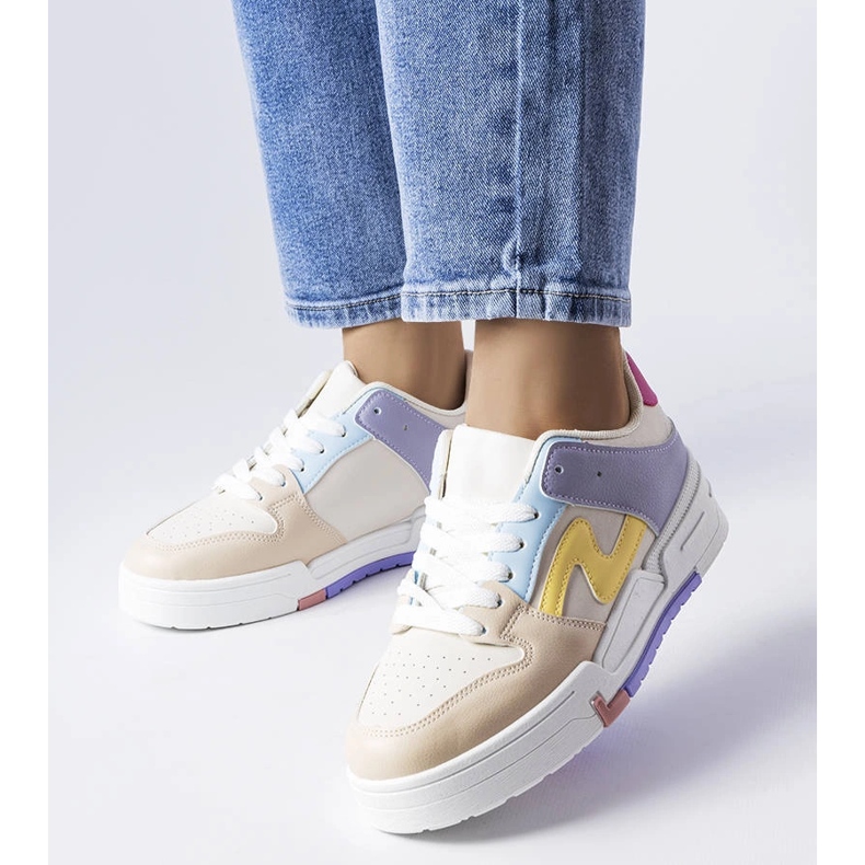 Botas beige con suela más gruesa de Harter 1