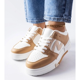 Botas marrones con suela más gruesa de Harter beige 2
