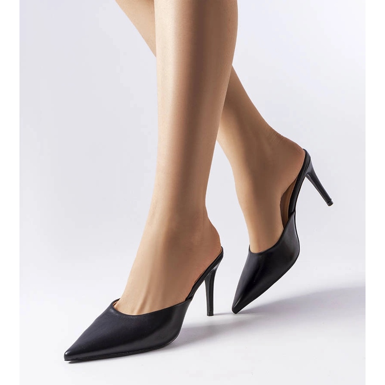 Chanclas negras con tacón Drain negro 1 Chanclas negras con tacón Drain negro 1