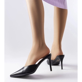 Chanclas negras con tacón Drain negro 2 Chanclas negras con tacón Drain negro 2