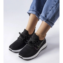 Zapatillas de tela negras de McKeylor negro 1