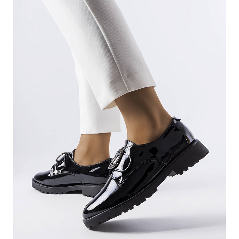 Zapatos lacados en negro con hebilla Jarisile 2 Zapatos lacados en negro con hebilla Jarisile 2