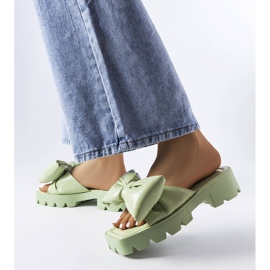 Seastar Babuchas verdes con suela de tractor de Bossé 2