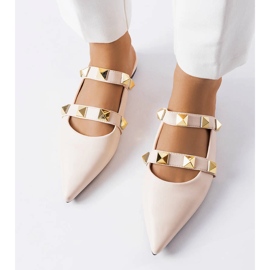 Sandalias beige con punta en punta de Ruckman 2