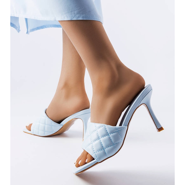 Chanclas acolchadas azules de Penese 2