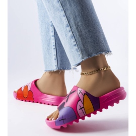 Chanclas rosa oscuro con estampados rosado 2