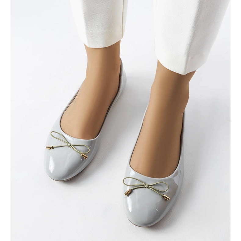 Bailarinas lacadas en gris Lakewood 2